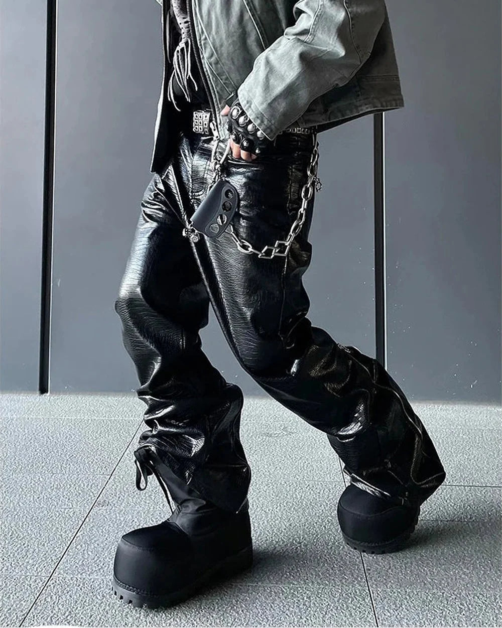 Opium trousers ’Necro’