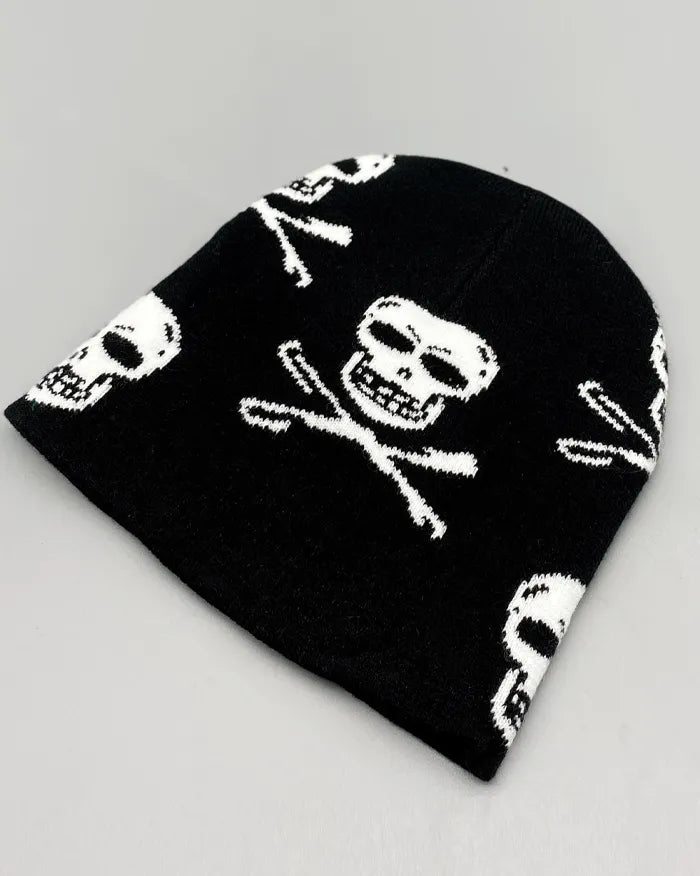 Skull Beanie ’Pirate’ - black